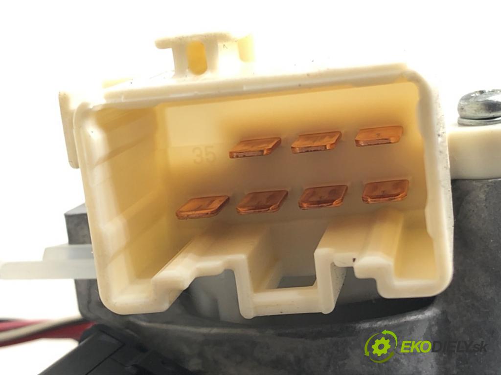 TOYOTA AURIS (_E15_) 2006 - 2012    1.6 (ZRE151_) 91 kW [124 KM] benzyna 2007 - 2012  spinačka N0502638 (Spínacie skrinky a kľúče)