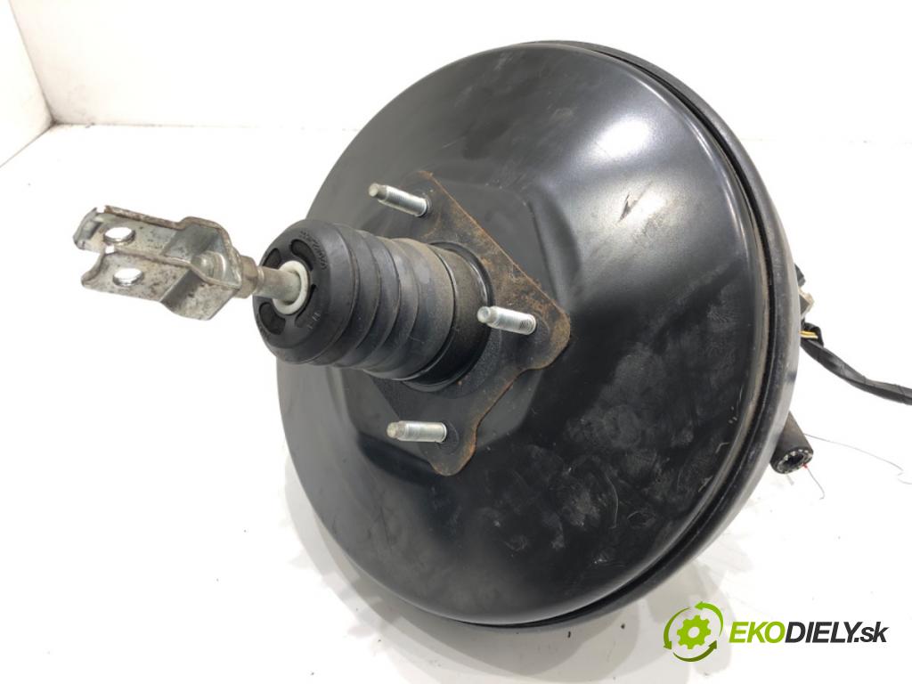 TOYOTA AURIS (_E15_) 2006 - 2012    1.6 (ZRE151_) 91 kW [124 KM] benzyna 2007 - 2012  Posilovač bŕzd 47200-02580-A