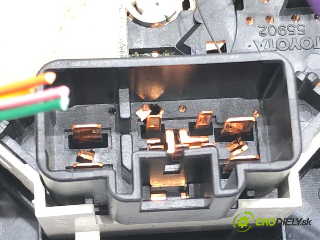 TOYOTA AURIS (_E15_) 2006 - 2012    1.6 (ZRE151_) 91 kW [124 KM] benzyna 2007 - 2012  Panel ovládania kúrenia  (Prepínače, spínače, tlačidlá a ovládače kúrenia)