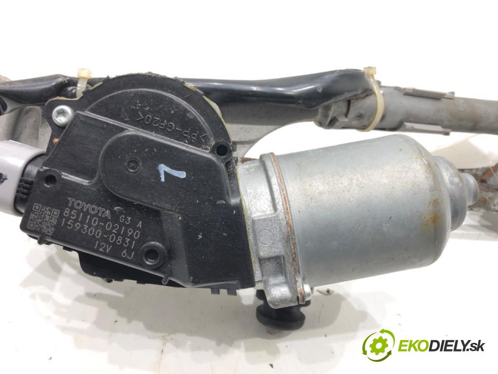 TOYOTA AURIS (_E15_) 2006 - 2012    1.6 (ZRE151_) 91 kW [124 KM] benzyna 2007 - 2012  Mechanizmus stieračov predný 85110-02190 (Motorčeky stieračov predné)