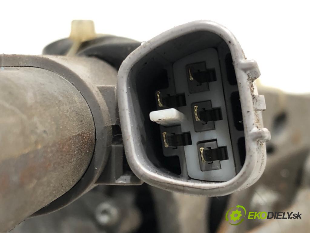 TOYOTA AURIS (_E15_) 2006 - 2012    1.6 (ZRE151_) 91 kW [124 KM] benzyna 2007 - 2012  Mechanizmus stieračov predný 85110-02190 (Motorčeky stieračov predné)