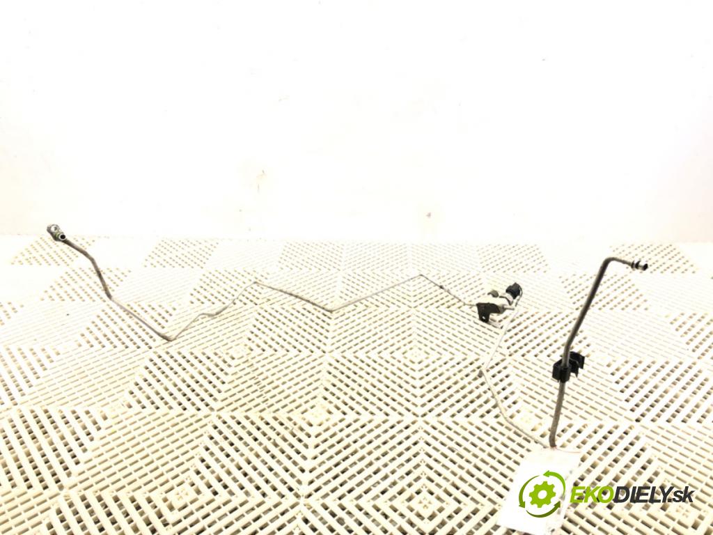 TOYOTA AURIS (_E15_) 2006 - 2012    1.6 (ZRE151_) 91 kW [124 KM] benzyna 2007 - 2012  rúrka klimatizácie  (Rúrky klimatizácie)