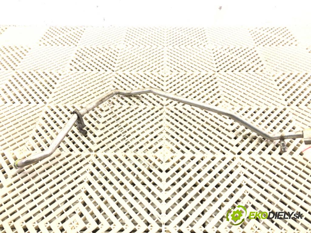 TOYOTA AURIS (_E15_) 2006 - 2012    1.6 (ZRE151_) 91 kW [124 KM] benzyna 2007 - 2012  rúrka klimatizácie  (Rúrky klimatizácie)