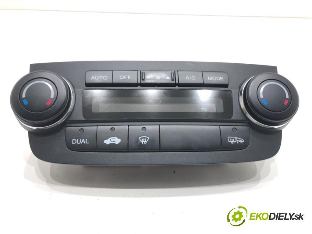 HONDA CR-V III (RE_) 2006 - 2022    2.0 i-VTEC (RE5, RE1) 110 kW [150 KM] benzyna 2007 - 2012  Panel ovládania kúrenia 79600SWAG4 (Prepínače, spínače, tlačidlá a ovládače kúrenia)