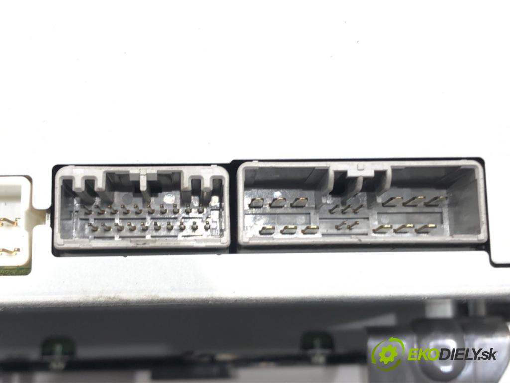 HONDA CR-V III (RE_) 2006 - 2022    2.0 i-VTEC (RE5, RE1) 110 kW [150 KM] benzyna 2007 - 2012  RADIO 39100-SWA-G102 (Audio zariadenia)