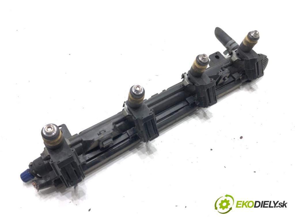 VW POLO (9N_, 9A_) 2001 - 2014    1.4 16V 55 kW [75 KM] benzyna 2001 - 2008  Lišta vstrekovacia 036133319BF (Vstrekovacie lišty)