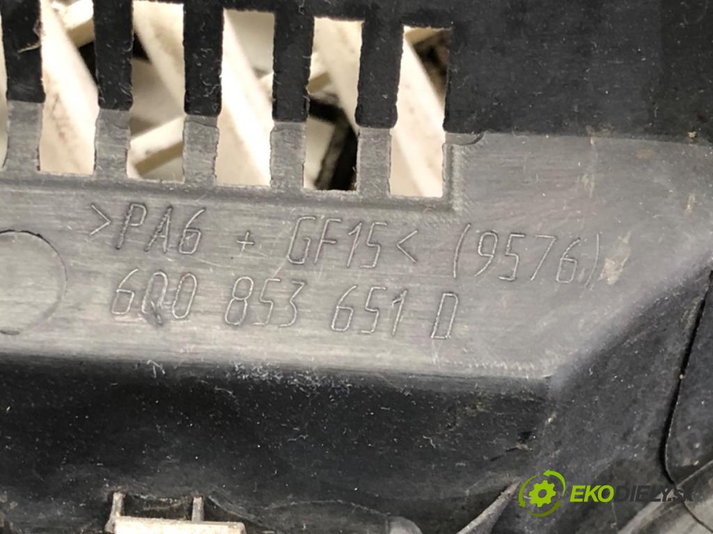 VW POLO (9N_, 9A_) 2001 - 2014    1.4 16V 55 kW [75 KM] benzyna 2001 - 2008  mřížka maska 6Q0853651D (Mřížky (masky) chladičů)