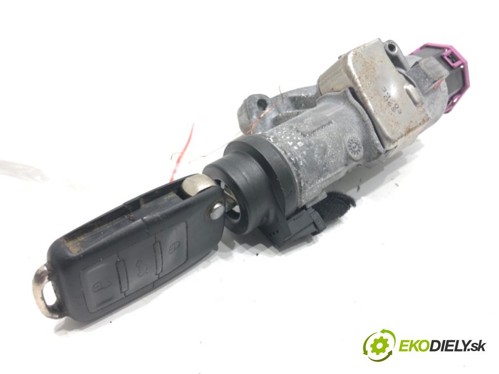 VW PASSAT B5.5 Variant (3B6) 2000 - 2005    1.9 TDI 74 kW [101 KM] olej napędowy 2000 - 2005  spinačka 4B0905851G (Spínacie skrinky a kľúče)