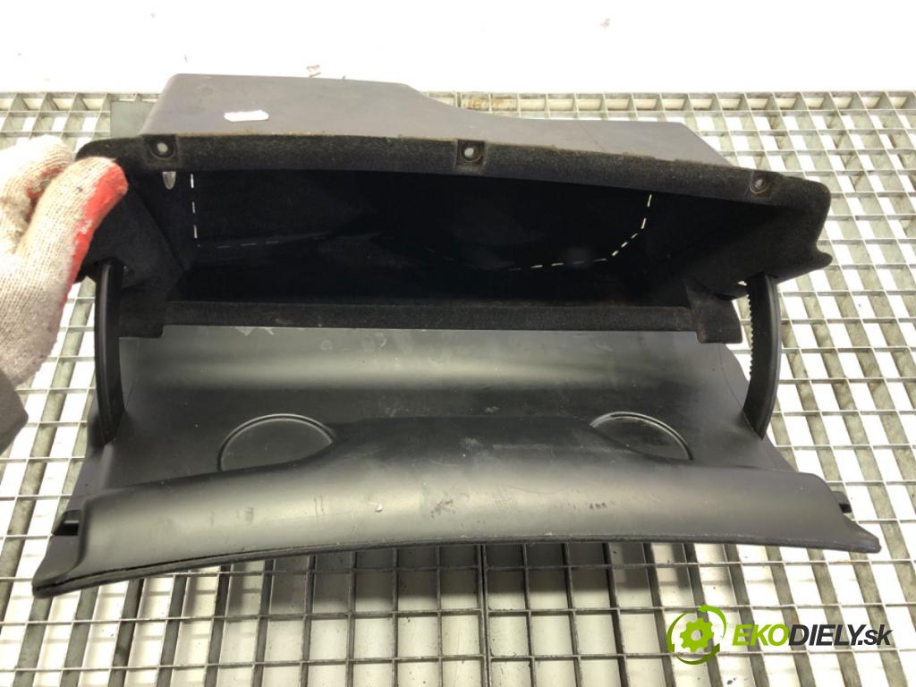 VW PASSAT B5.5 Variant (3B6) 2000 - 2005    1.9 TDI 74 kW [101 KM] olej napędowy 2000 - 2005  Priehradka, kastlík spolujazdca 3B1857101 (Priehradky, kastlíky)