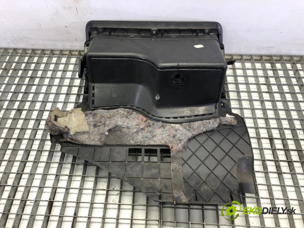 VW PASSAT B5.5 Variant (3B6) 2000 - 2005    1.9 TDI 74 kW [101 KM] olej napędowy 2000 - 2005  Priehradka, kastlík spolujazdca 3B1857101 (Priehradky, kastlíky)