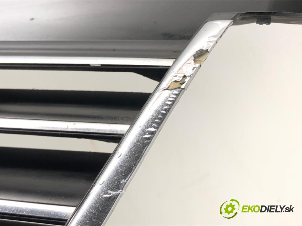 VW PASSAT B5.5 Variant (3B6) 2000 - 2005    1.9 TDI 74 kW [101 KM] olej napędowy 2000 - 2005  mřížka maska 3B0853651L (Mřížky (masky) chladičů)