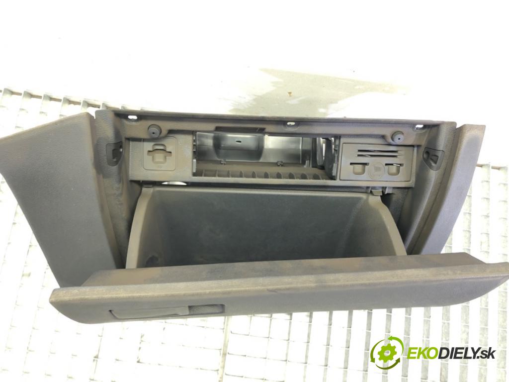 VW POLO VI (AW1, BZ1, AE1) 2017 - 2022    1.0 TSI 85 kW [115 KM] benzyna 2017 - 2022  Priehradka, kastlík spolujazdca  (Priehradky, kastlíky)