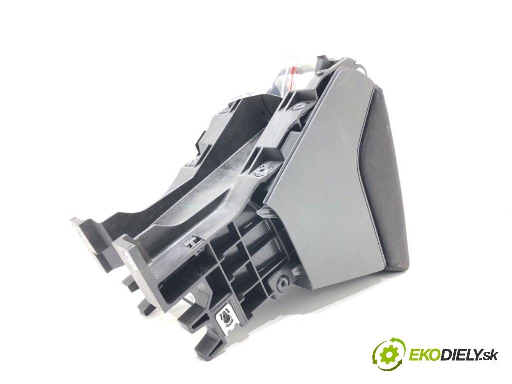 VW POLO VI (AW1, BZ1, AE1) 2017 - 2022    1.0 TSI 85 kW [115 KM] benzyna 2017 - 2022  Lakťová opierka 6F0864207D (Lakťové opierky)