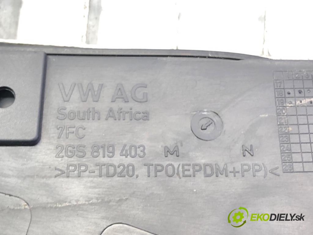 VW POLO VI (AW1, BZ1, AE1) 2017 - 2022    1.0 TSI 85 kW [115 KM] benzyna 2017 - 2022  Torpédo, plast pod čelné okno 2GS819403M (Torpéda)