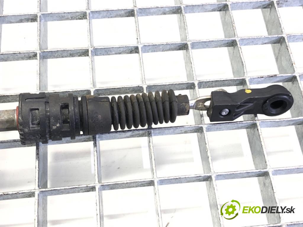 VW POLO VI (AW1, BZ1, AE1) 2017 - 2022    1.0 TSI 85 kW [115 KM] benzyna 2017 - 2022  Kulisa 2Q1713023T (Rýchlostné páky / kulisy)