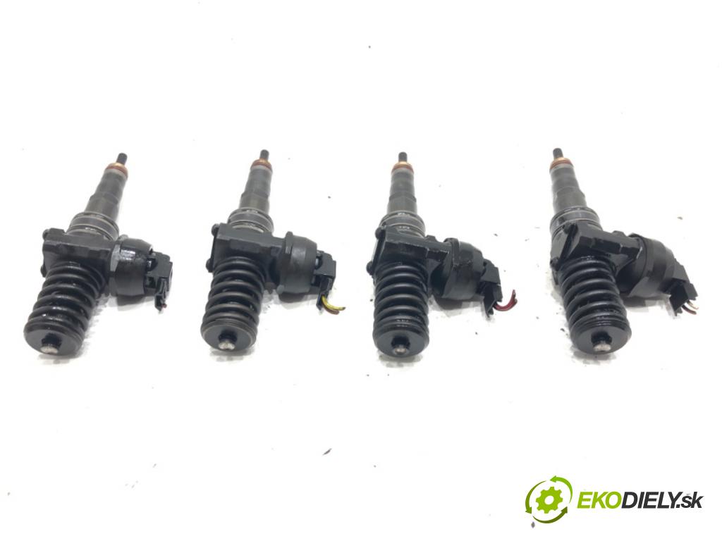 VW PASSAT B5.5 Variant (3B6) 2000 - 2005    1.9 TDI 96 kW [130 KM] olej napędowy 2000 - 2005  vstříkovače 038130073BA