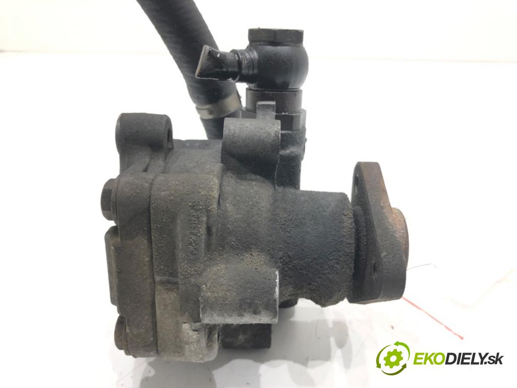 VW PASSAT B5.5 Variant (3B6) 2000 - 2005    1.9 TDI 96 kW [130 KM] olej napędowy 2000 - 2005  Pumpa servočerpadlo 8D0145177Q (Servočerpadlá, pumpy riadenia)