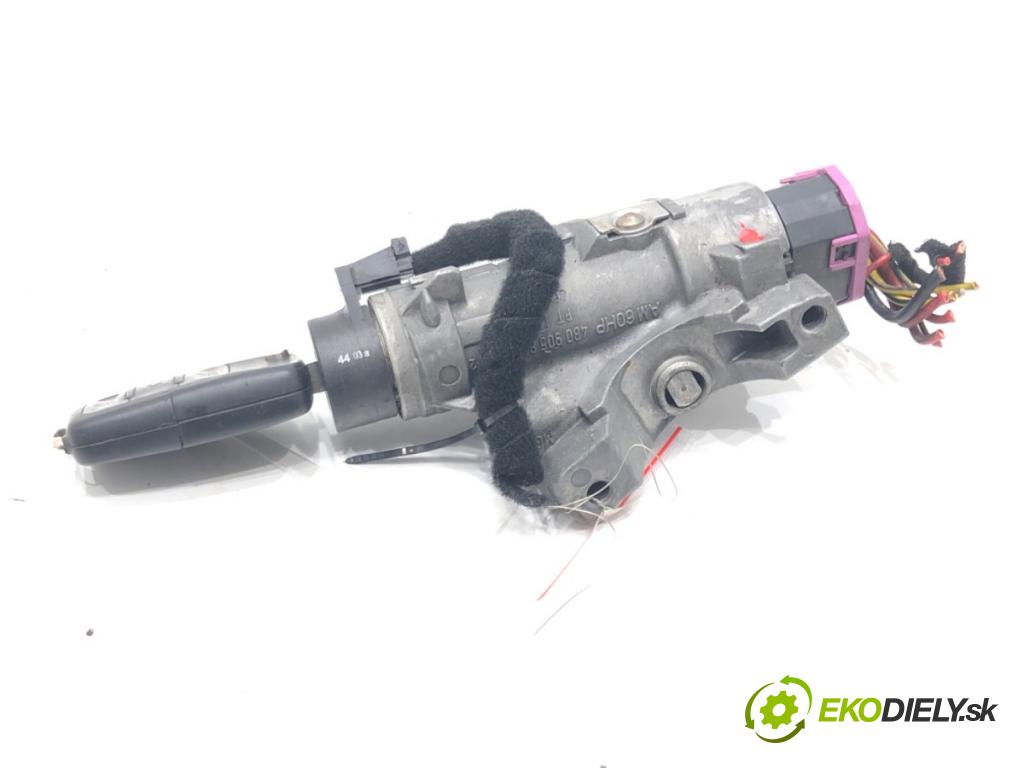 VW PASSAT B5.5 Variant (3B6) 2000 - 2005    1.9 TDI 96 kW [130 KM] olej napędowy 2000 - 2005  spinačka 4B0905851G (Spínacie skrinky a kľúče)