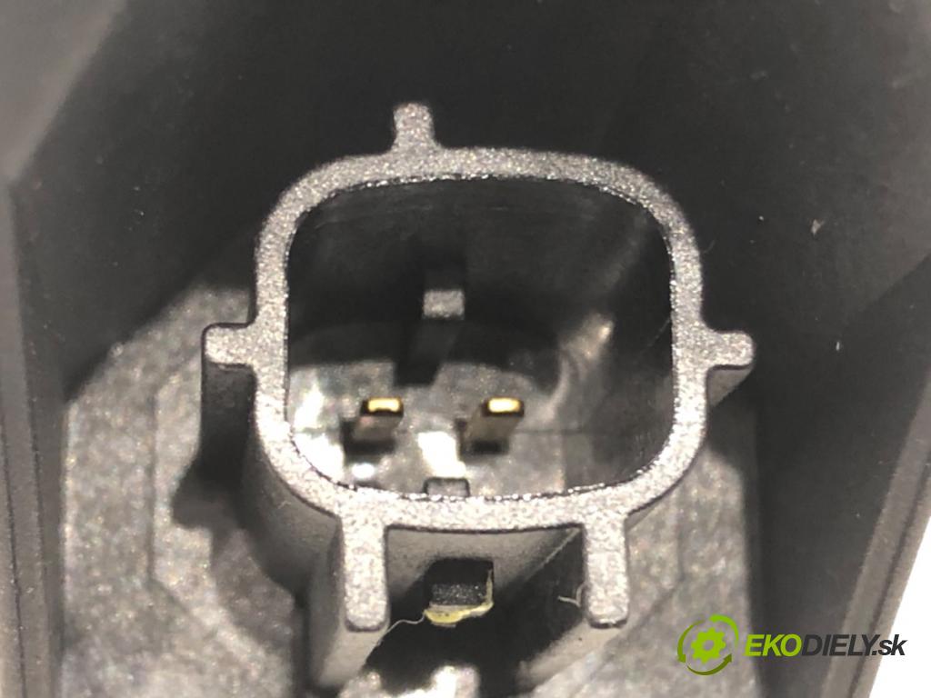 VW PASSAT B5.5 Variant (3B6) 2000 - 2005    1.9 TDI 96 kW [130 KM] olej napędowy 2000 - 2005  Snímač nárazu 6Q0909606 (Snímače nárazu)