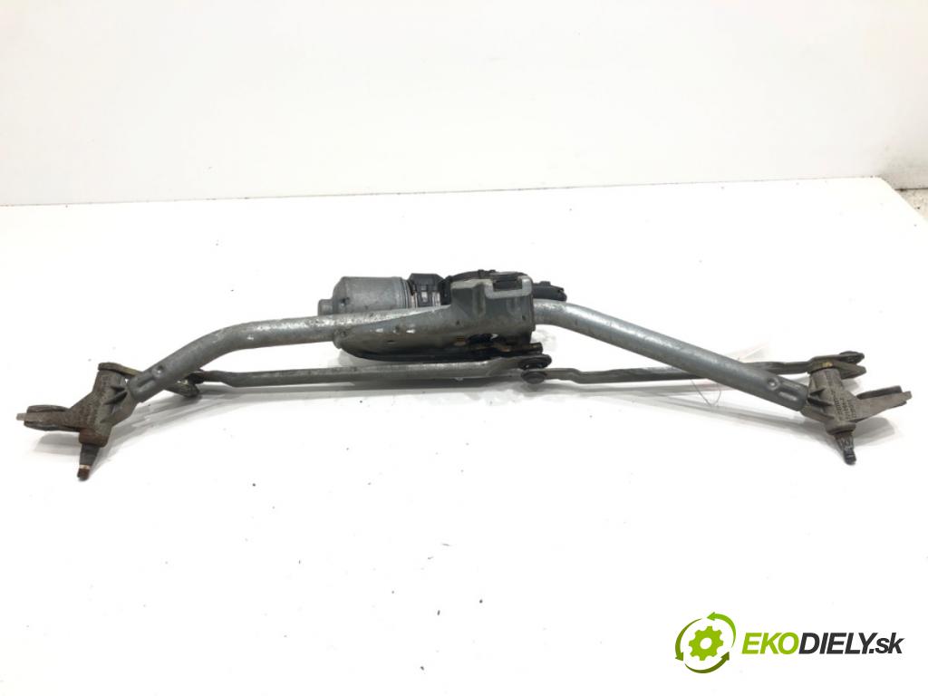 VW PASSAT B5.5 Variant (3B6) 2000 - 2005    1.9 TDI 96 kW [130 KM] olej napędowy 2000 - 2005  Mechanizmus stieračov predný 0390241528 3B1955113D (Motorčeky stieračov predné)