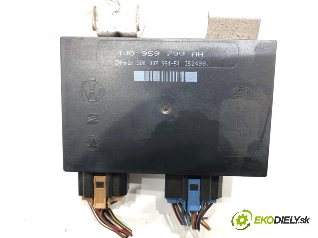 VW GOLF IV (1J1) 1997 - 2008    1.6 74 kW [100 KM] benzyna 1997 - 2004  Modul komfortu 1J0959799AH (Moduly komfortu)