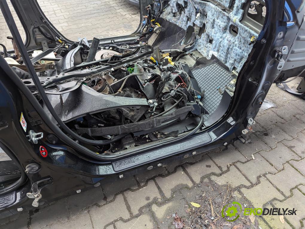 HONDA CR-V III (RE_) 2006 - 2022    2.0 i-VTEC (RE5, RE1) 110 kW [150 KM] benzyna 2007 - 2012  KAROSERIA ČTVRŤÁK blatník zadní část levý pravý střecha POŠTY: prahy