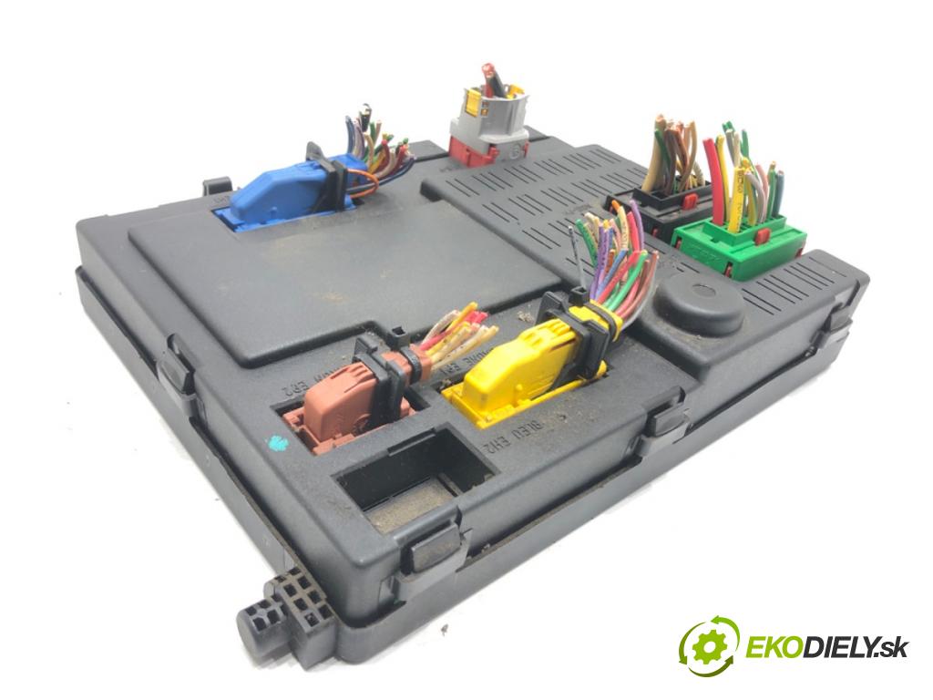 CITROEN XSARA PICASSO (N68) 1999 - 2012    1.8 16V 85 kW [115 KM] benzyna 2000 - 2005  modul BSI 9641427780 (Pojistkové skříňky)