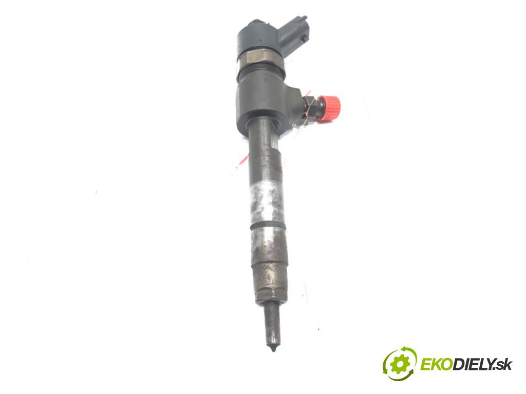 FIAT STILO (192_) 2001 - 2010    1.9 D Multijet 88 kW [120 KM] olej napędowy 2005 - 2006  vstrekovač 0445110276 (Vstrekovače)
