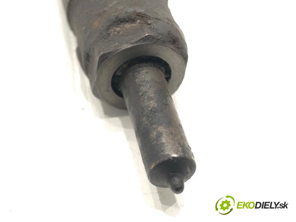 FIAT STILO (192_) 2001 - 2010    1.9 D Multijet 88 kW [120 KM] olej napędowy 2005 - 2006  vstrekovač 0445110276 (Vstrekovače)