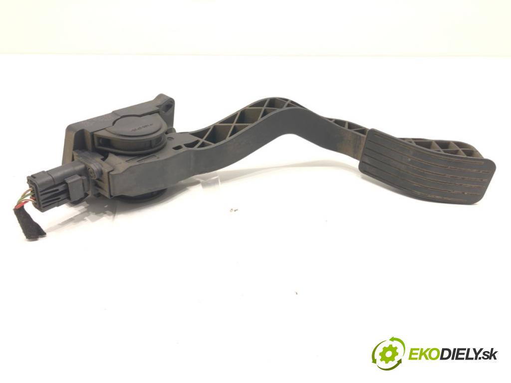 PEUGEOT 307 SW (3H) 2002 - 2009    2.0 16V 100 kW [136 KM] benzyna 2002 - 2005  Potenciometer plynu  (Pedále)