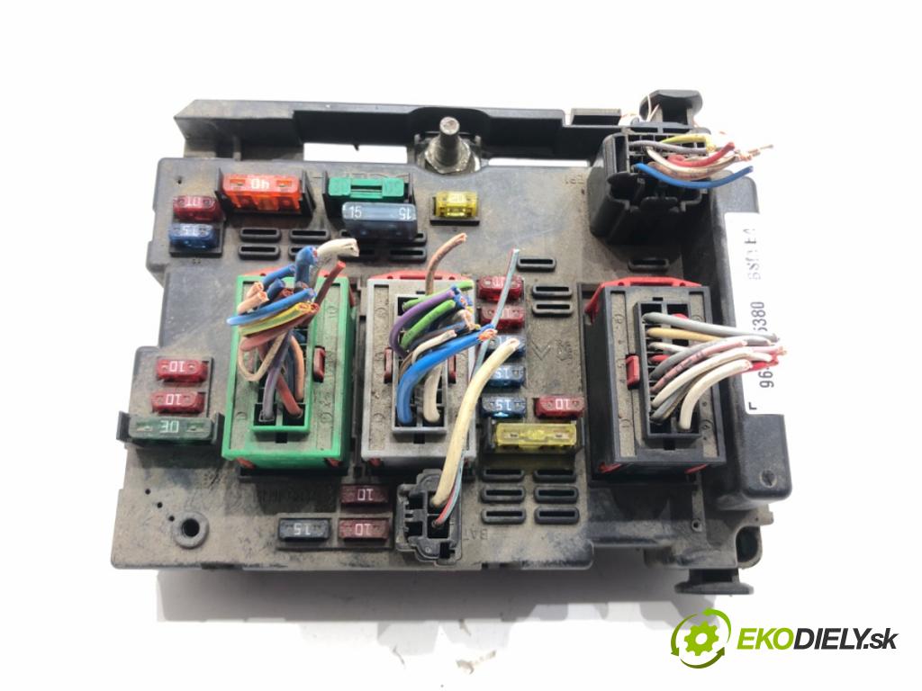 PEUGEOT 307 SW (3H) 2002 - 2009    2.0 16V 100 kW [136 KM] benzyna 2002 - 2005  Modul BSM 9646405380 (Ostatné)