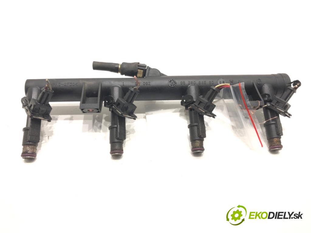 PEUGEOT 307 SW (3H) 2002 - 2009    2.0 16V 100 kW [136 KM] benzyna 2002 - 2005  Lišta vstrekovacia 01F003A (Vstrekovacie lišty)