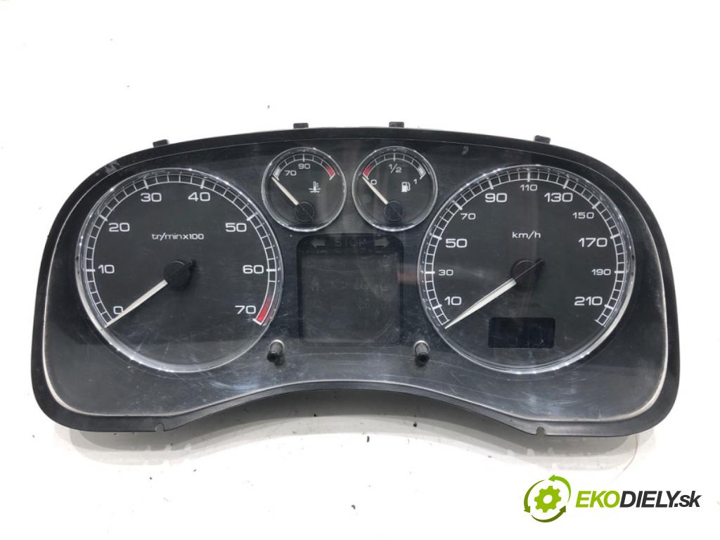PEUGEOT 307 SW (3H) 2002 - 2009    2.0 16V 100 kW [136 KM] benzyna 2002 - 2005  prístrojovka 9645768480 (Přístrojové desky, displeje)