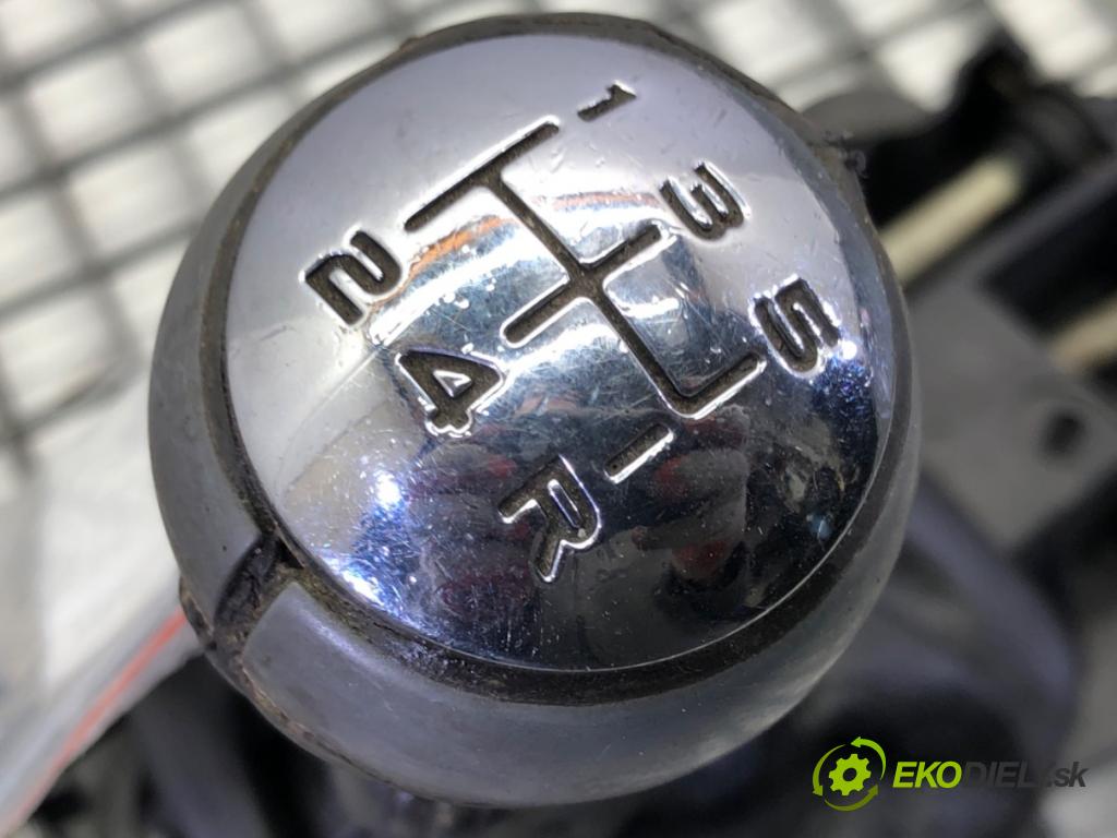 PEUGEOT 307 SW (3H) 2002 - 2009    2.0 16V 100 kW [136 KM] benzyna 2002 - 2005  Kulisa  (Rýchlostné páky / kulisy)