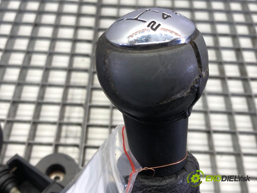 PEUGEOT 307 SW (3H) 2002 - 2009    2.0 16V 100 kW [136 KM] benzyna 2002 - 2005  Kulisa  (Rýchlostné páky / kulisy)