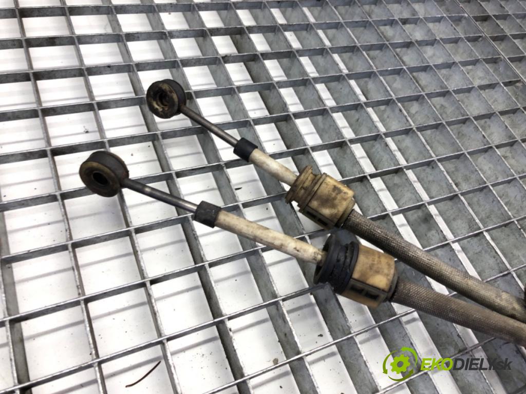 PEUGEOT 307 SW (3H) 2002 - 2009    2.0 16V 100 kW [136 KM] benzyna 2002 - 2005  Kulisa  (Rýchlostné páky / kulisy)