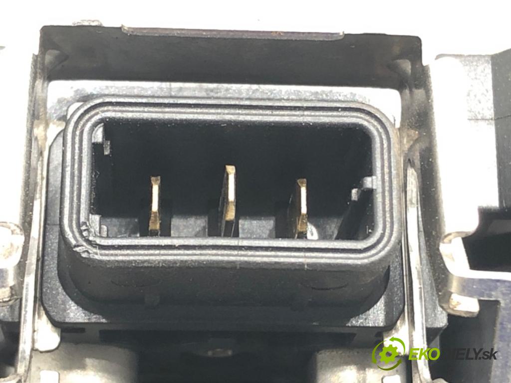 VW PASSAT B5 (3B2) 1996 - 2001    ---  Cievka zapaľovacia  (Zapaľovacie cievky, moduly)