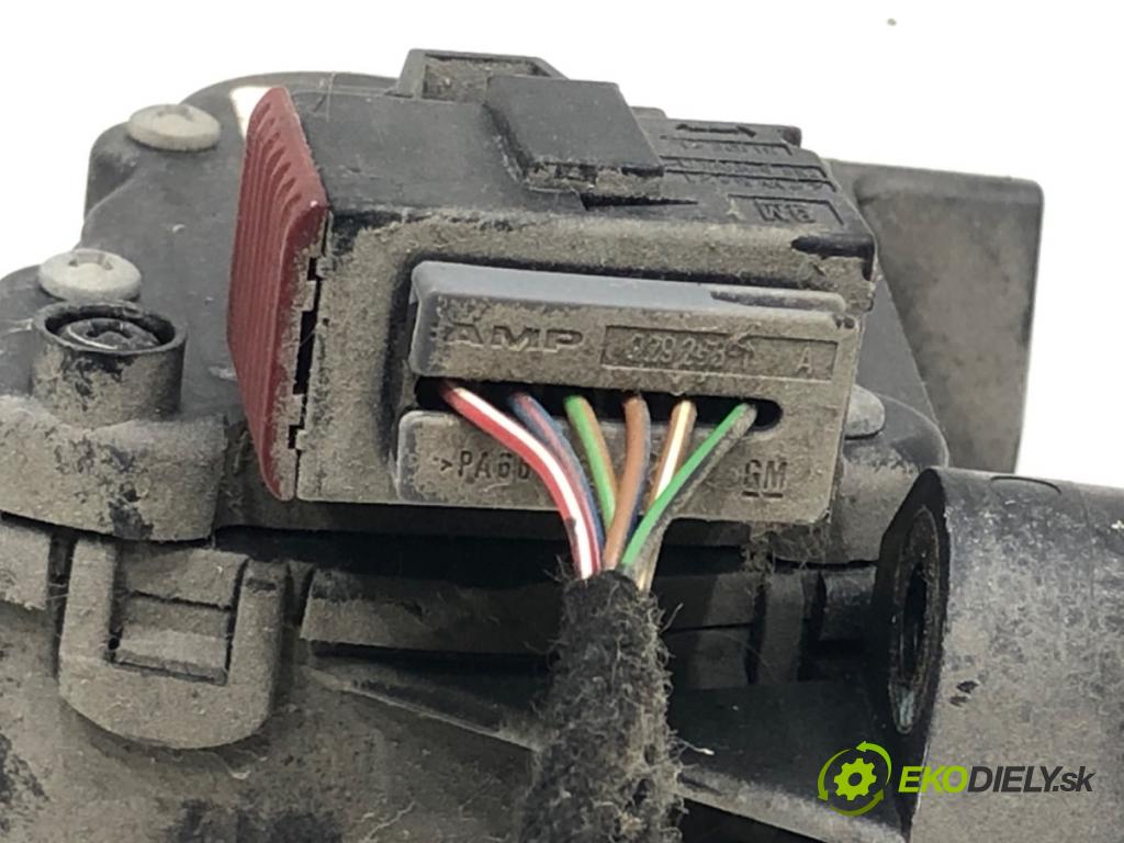 OPEL ZAFIRA A nadwozie wielkoprzestrzenne (MPV) (T98) 1999 - 2005    2.0 DTI 16V (F75) 74 kW [101 KM] olej napędowy 2000 - 2005  Potenciometer plynu 9202341BT (Pedále)