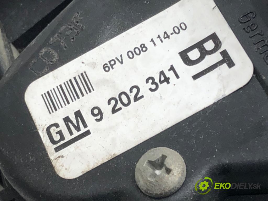 OPEL ZAFIRA A nadwozie wielkoprzestrzenne (MPV) (T98) 1999 - 2005    2.0 DTI 16V (F75) 74 kW [101 KM] olej napędowy 2000 - 2005  Potenciometer plynu 9202341BT (Pedále)