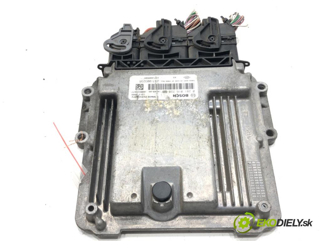 RENAULT GRAND SCÉNIC III (JZ0/1_) 2009 - 2022    2.0 dCi (JZ0Y) 110 kW [150 KM] olej napędowy 2009 - 2022  riadiaca jednotka Motor 0281016228 (Riadiace jednotky)