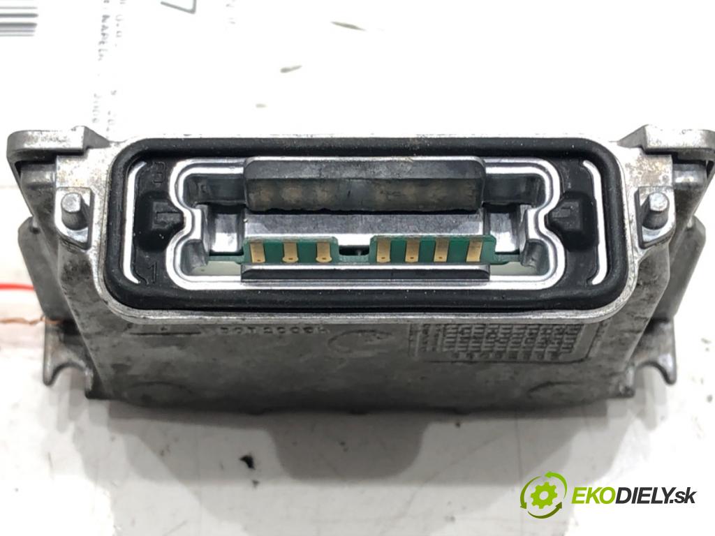 RENAULT GRAND SCÉNIC III (JZ0/1_) 2009 - 2022    2.0 dCi (JZ0Y) 110 kW [150 KM] olej napędowy 2009 - 2022  Menič XENON 89034934 (Riadiace jednotky xenónu)