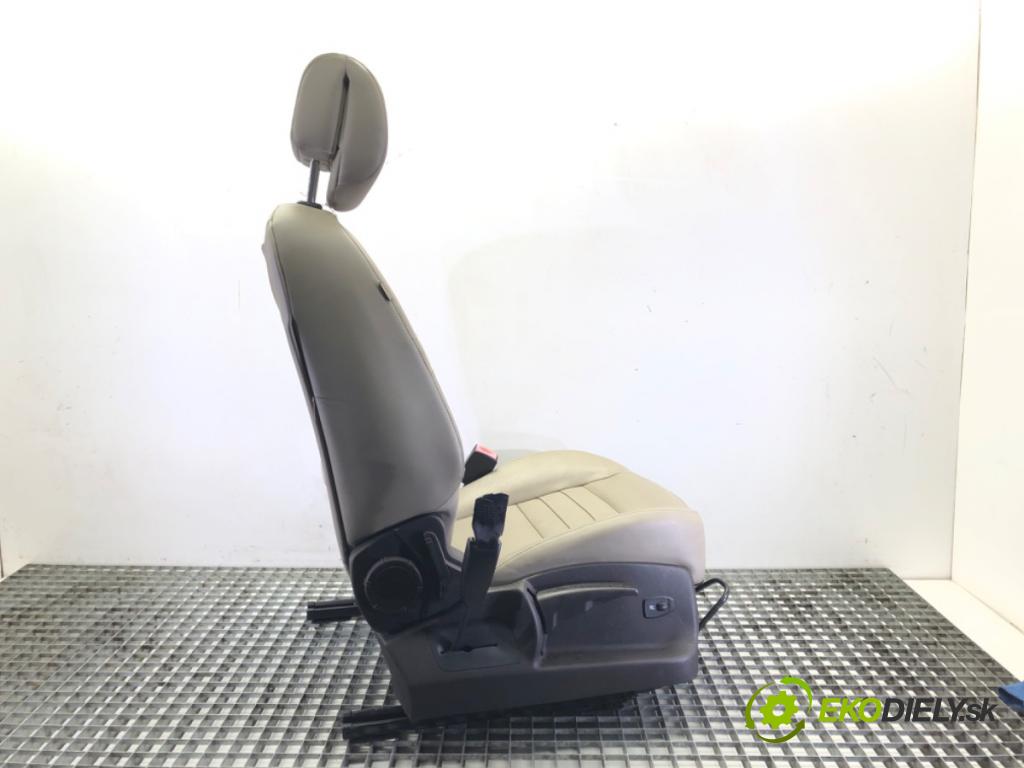 RENAULT GRAND SCÉNIC III (JZ0/1_) 2009 - 2022    2.0 dCi (JZ0Y) 110 kW [150 KM] olej napędowy 2009 - 2022  Sedadlo pravy predný