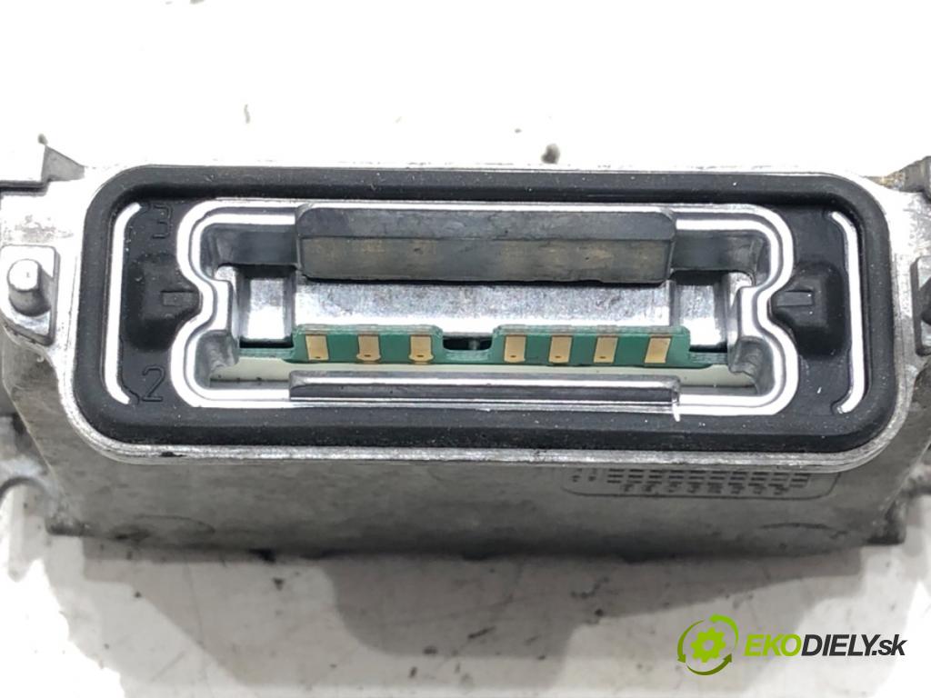 RENAULT GRAND SCÉNIC III (JZ0/1_) 2009 - 2022    2.0 dCi (JZ0Y) 110 kW [150 KM] olej napędowy 2009 - 2022  Menič XENON 89034934 (Riadiace jednotky xenónu)