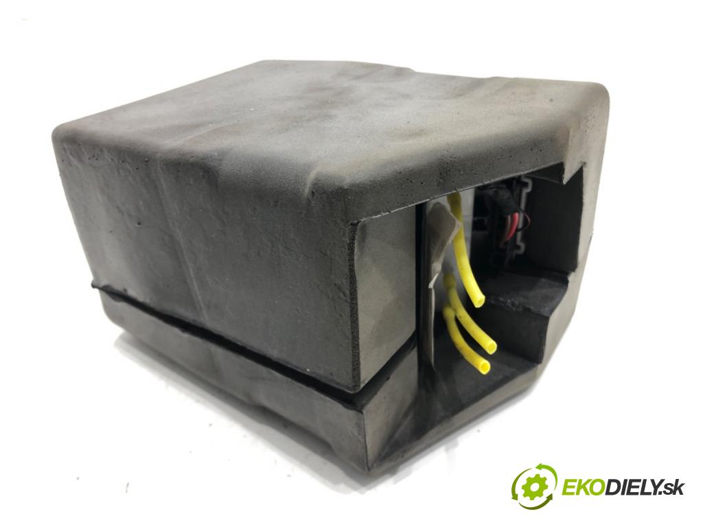 MERCEDES-BENZ KLASA A (W168) 1997 - 2005    A 170 CDI (168.009, 168.109) 70 kW [95 KM] olej napędowy 2001 - 2004  pumpa centrálneho zámku 1688000348 (Riadiace jednotky centrálneho zámku)