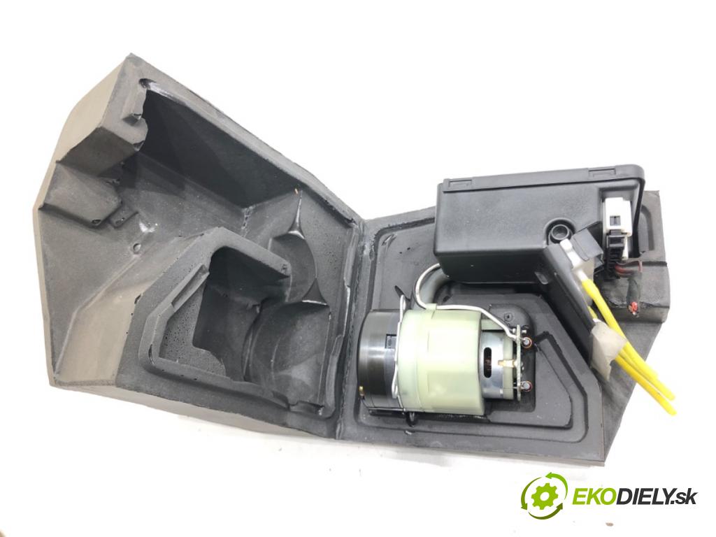 MERCEDES-BENZ KLASA A (W168) 1997 - 2005    A 170 CDI (168.009, 168.109) 70 kW [95 KM] olej napędowy 2001 - 2004  pumpa centrálneho zámku 1688000348 (Riadiace jednotky centrálneho zámku)