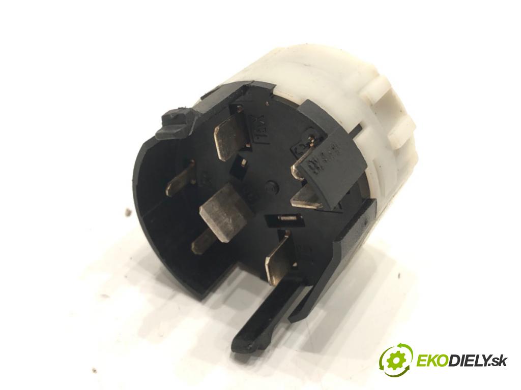 MERCEDES-BENZ KLASA A (W168) 1997 - 2005    A 170 CDI (168.009, 168.109) 70 kW [95 KM] olej napędowy 2001 - 2004  Kocka, vložka spínacej skrinky 1685451004 (Spínacie skrinky a kľúče)