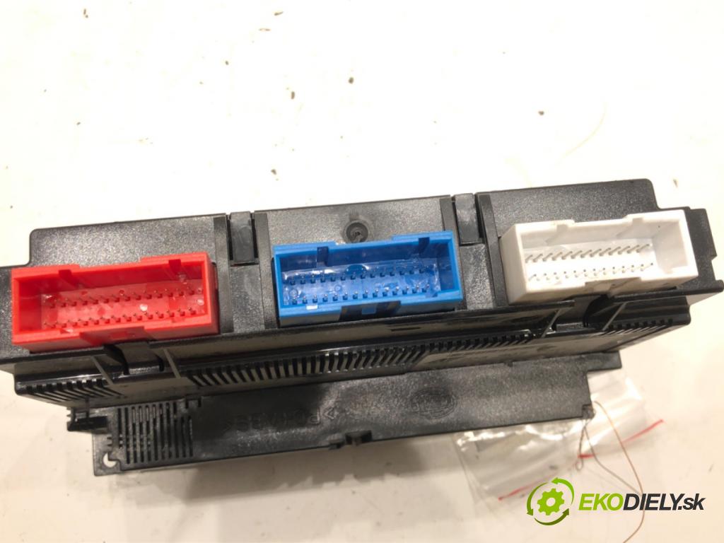 VW SHARAN (7M8, 7M9, 7M6) 1995 - 2010    1.9 TDI 85 kW [115 KM] olej napędowy 2000 - 2010  Panel ovládania kúrenia 7M3907040J (Prepínače, spínače, tlačidlá a ovládače kúrenia)