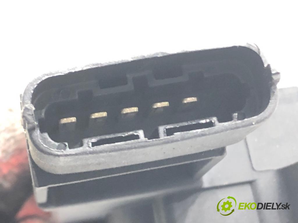 OPEL ZAFIRA A nadwozie wielkoprzestrzenne (MPV) (T98) 1999 - 2005    1.8 16V (F75) 92 kW [125 KM] benzyna 2000 - 2005  Cievka zapaľovacia  (Zapaľovacie cievky, moduly)