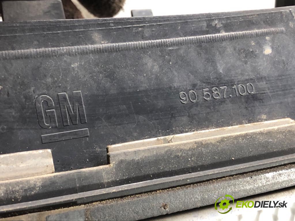 OPEL ASTRA G liftback (T98) 1998 - 2009    1.6 LPG (F48) 62 kW [84 KM] Benzyna / gaz samochodowy (LPG) 1998 - 2005  mřížka maska 90587100 (Mřížky (masky) chladičů)