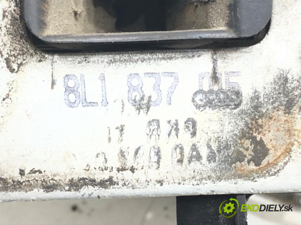 AUDI A3 (8L1) 1996 - 2006    1.9 TDI 66 kW [90 KM] olej napędowy 1996 - 2001  zámok dveře levý přední část 8L1837015